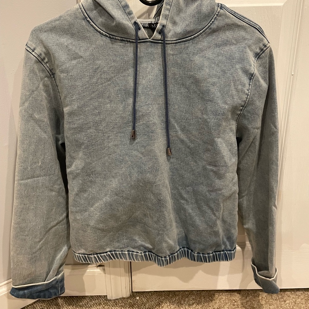 Lightweight Denim Cropped Hoodie